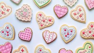 Cadouri de Valentine`s Day, Dragobete, 1 si 8 Martie, pentru Ea, dar și pentru El Cadouri de Valentine`s Day, Dragobete, 1 si 8 Martie, pentru Ea, dar și pentru El