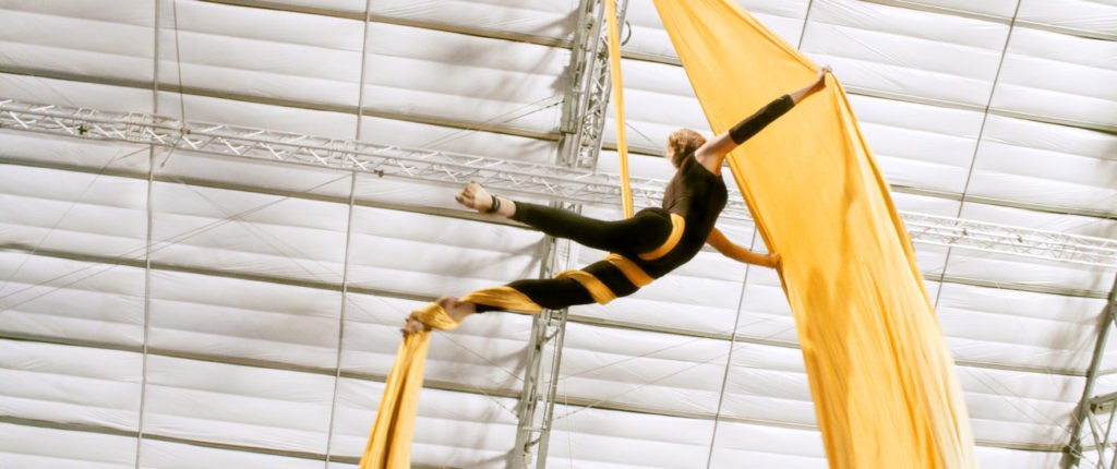 Dove compri prodotti per poledance ? Dove compri prodotti per poledance ?