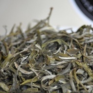 White Tea Snow Buds
