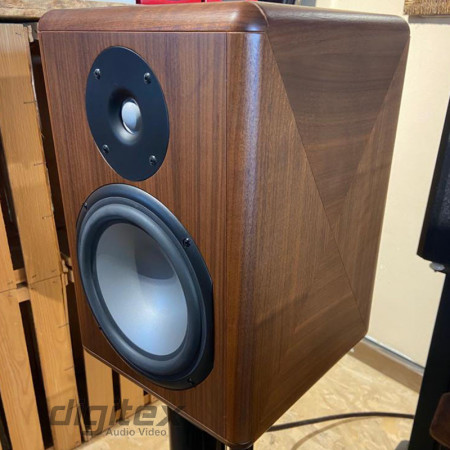 Usato - Diffusori Boolshelf Hi-Fi 2 Vie Chario Syntar 520 R