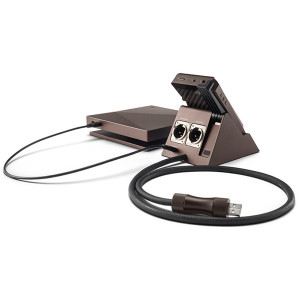 Base di ricarica e trasferimento dati HiFi Astell&Kern Dock PEM13