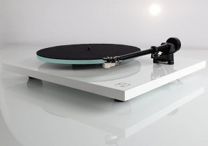 Giradischi Hi-Fi Trazione a Cinghia Rega Planar 2