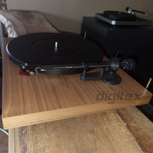 Ricondizionato - Giradischi Trazione a Cinghia Hi-Fi Pro-Ject Debut Carbon EVO