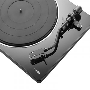Giradischi Trazione a Cinghia con uscita USB HiFi Denon DP-450 USB