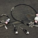 Women's Bracelet, Necklace & Earrings Set - Snowballs