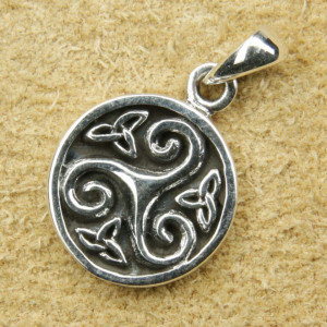 Pandantiv argint Triskelion 2.3cm
