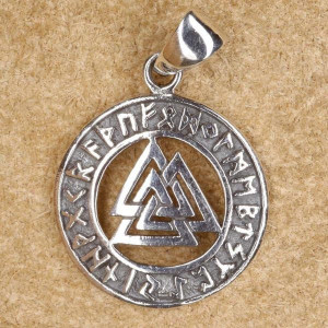 Pandantiv argint Nodul viking Wotan cu rune