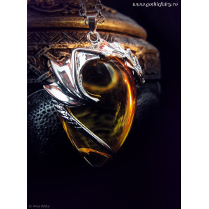 Pandantiv cristal Dragonul de ambră