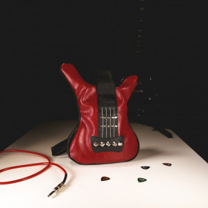 Guitar-shaped bag Red Hot