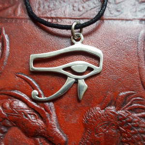 Pandantiv talisman Ochiul lui Horus - argint