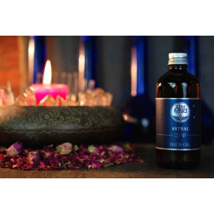 Ulei pentru baie cu uleiuri esentiale pure si infuzii magice Astral