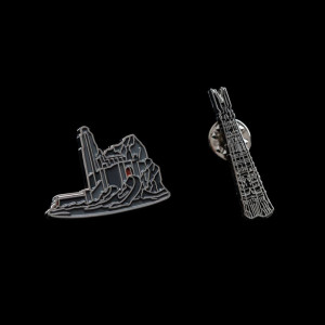Set doua insigne de colectie Lord Of The Rings - Helm's Deep & Orthanc