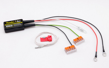 ThunderBox - 1X16Ah Advanced power distribution module - Distribuitor electric consumatori (proiectoare, gripuri incalzaite, GPS, incarcare telefon, etc)