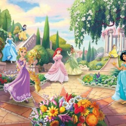 Fototapet fetite Printesele Disney in parc