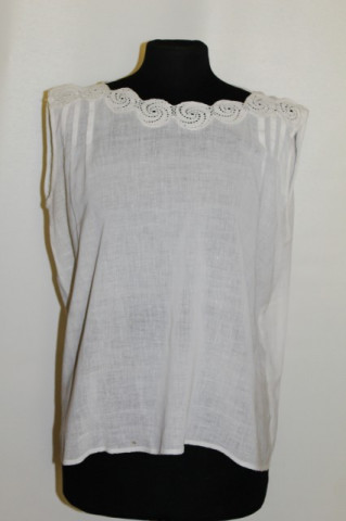 Bluza alba anii '30