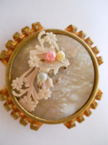 Brosa flori in chenar perioada edwardiana cca. 1900