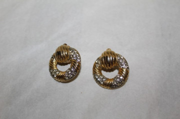 Cercei vintage rotunzi cristale anii 60 - 70
