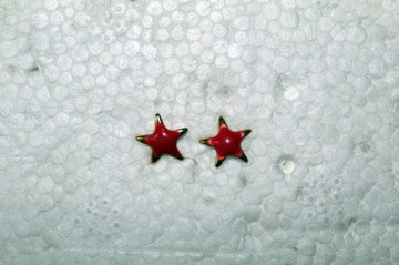 Cercei vintage stelute rosii anii '70
