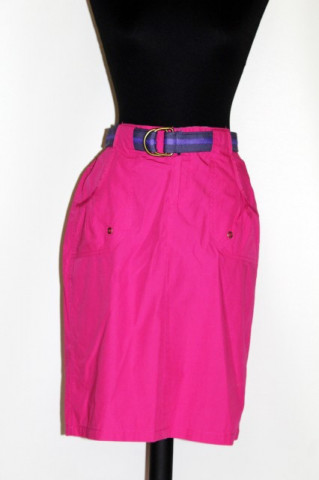 Fusta fucsia repro anii '80