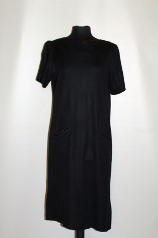 Rochie vintage neagra cu buzunare oblice anii '40