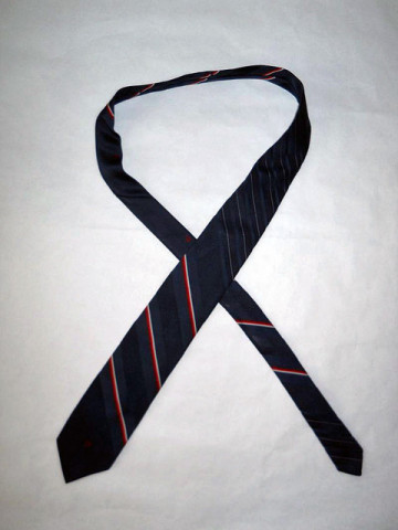 Cravata bleumarin cu dungi "Pierre Cardin" anii '60