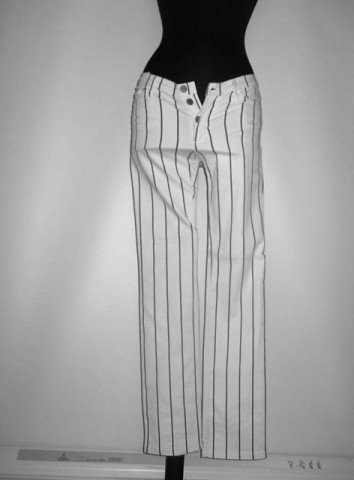 Pantaloni Benetton anii '90