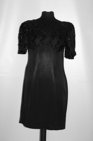 Rochie neagra de ocazie cu paiete anii '80