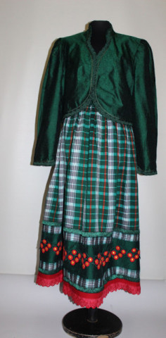Costum tirolez Helene StraBer anii 90