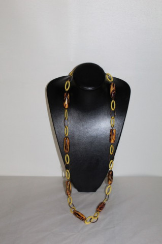 Colier galben animal print anii 60