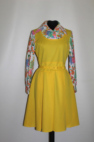Rochie vintage galbena cu suprapunere tip sarafan anii '60