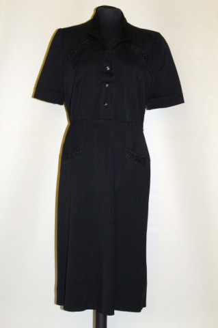 Rochie vintage neagra din casha cu brandenburguri anii '40
