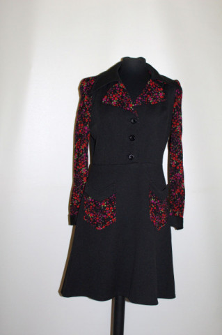 Rochie vintage aplicații florale anii 70