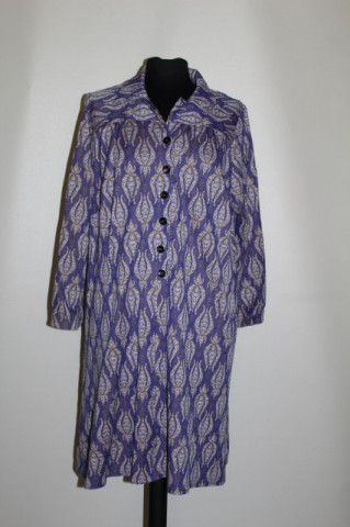 Rochie print floral stilizat pe fond violet anii '70