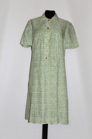 Rochie vintage buline albe pe fond verde anii '60