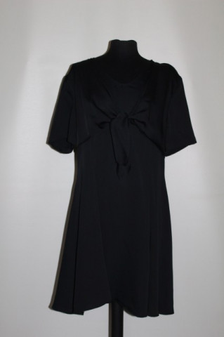 Rochie neagra de ocazie ornament suprapus anii '90