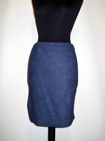 Fusta retro din tricot bleumarin anii '80