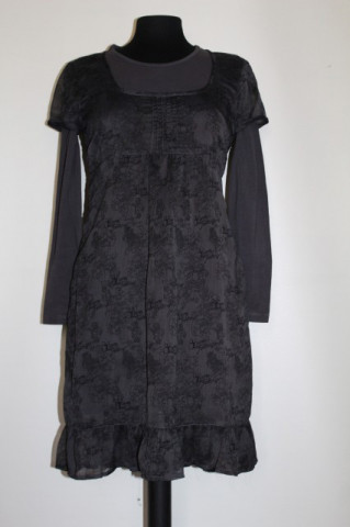 Rochie suprapuneri si print grafic anii '90