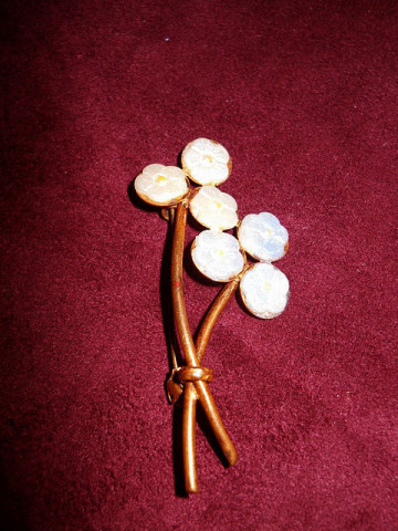 Brosa vintage buchet de flori anii '40