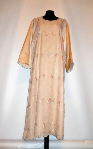 Caftan din crepe satin bej anii '80