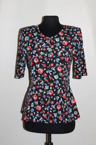 Taior cu peplum Cacharel anii 80