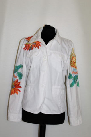 Jacheta brodata "Escada Sport"
