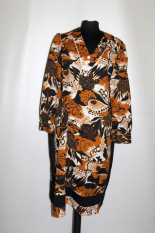 Rochie print geometric maro cu negru anii 60