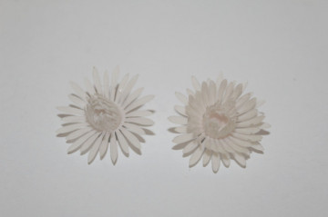 Cercei floare alba anii 50-60
