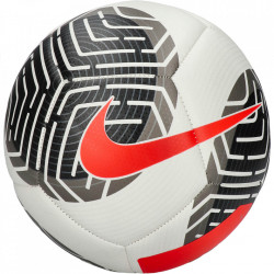 Minge fotbal Nike Pitch 23