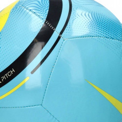 Minge fotbal Nike Phantom Pitch