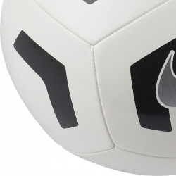 Minge fotbal Nike Pitch Training 21