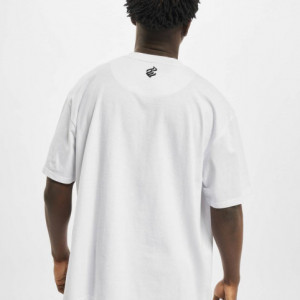 Rocawear Men T-Shirt Woodhaven in white