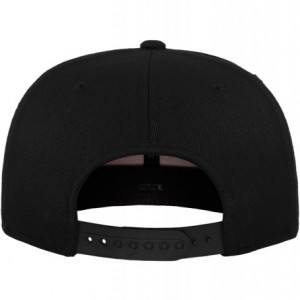 110 Fitted Snapback
