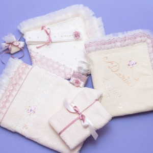 Trusou botez biserica Pink Paris