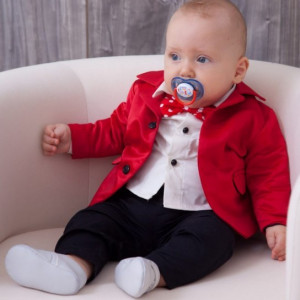 Costumas de botez David